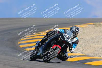 media/Oct-09-2022-SoCal Trackdays (Sun) [[95640aeeb6]]/Turn 12 (140pm)/